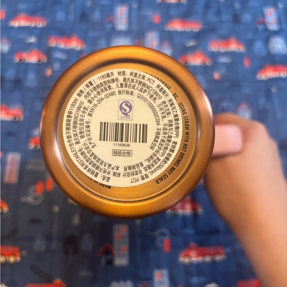 Stanley x Starbucks Quencher H2.0 – Valentine’s Day Rose Gold Asian Release - Picture 5 of 5